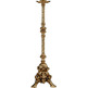 Candelero de pie en bronce con 115 cm. de altura